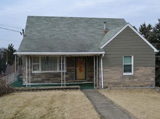 169 Cleveland Rd, Weirton, WV 26062