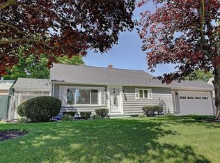 115 Maple St, Lincoln, RI 02838