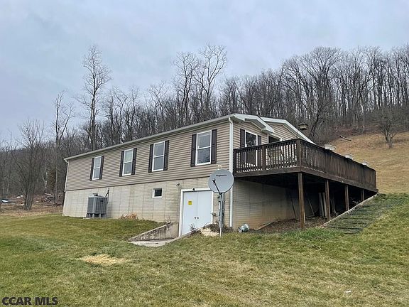 3rd image of 111 Bradward Ln