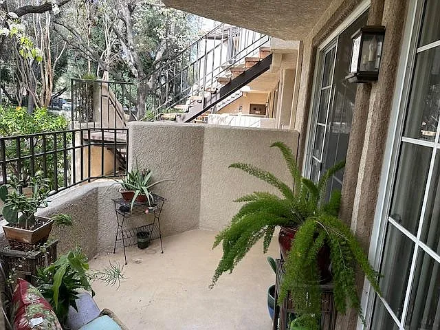 24159 Del Monte Dr #385 — Photo 6