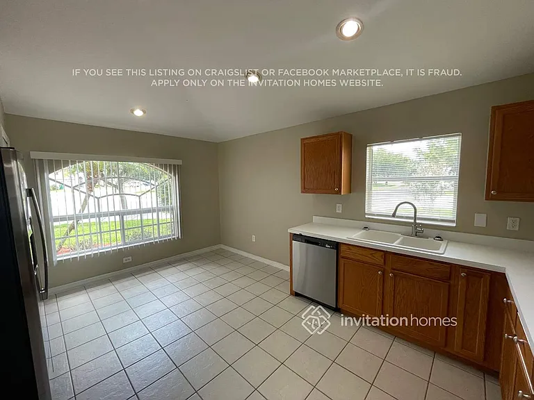 31530 Triborough Dr — Photo 6