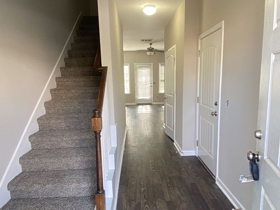 2nd image of 616 Pippin Dr