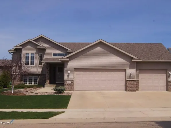 4587 Tundra Ln NW, Rochester, MN 55901