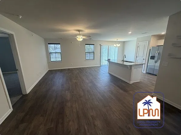 524 Ridgeland Lakes Dr — Photo 2