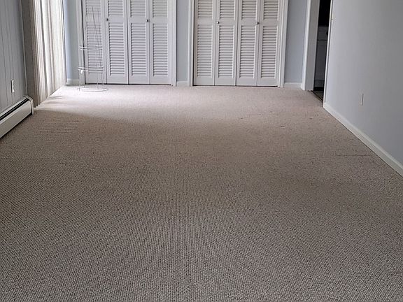 Living room /dining room combo