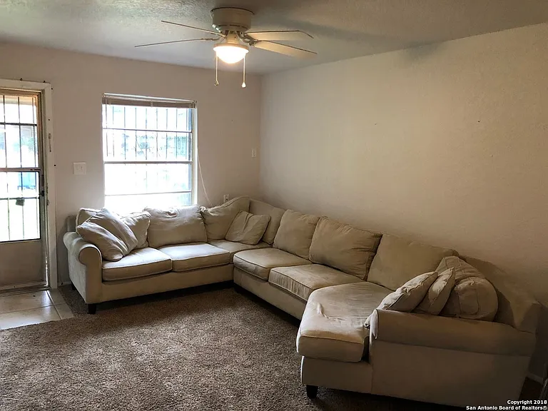 5619 Brookhill St — Photo 3