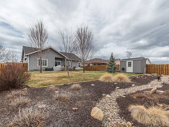 3rd image of 1362 Kremer Dr