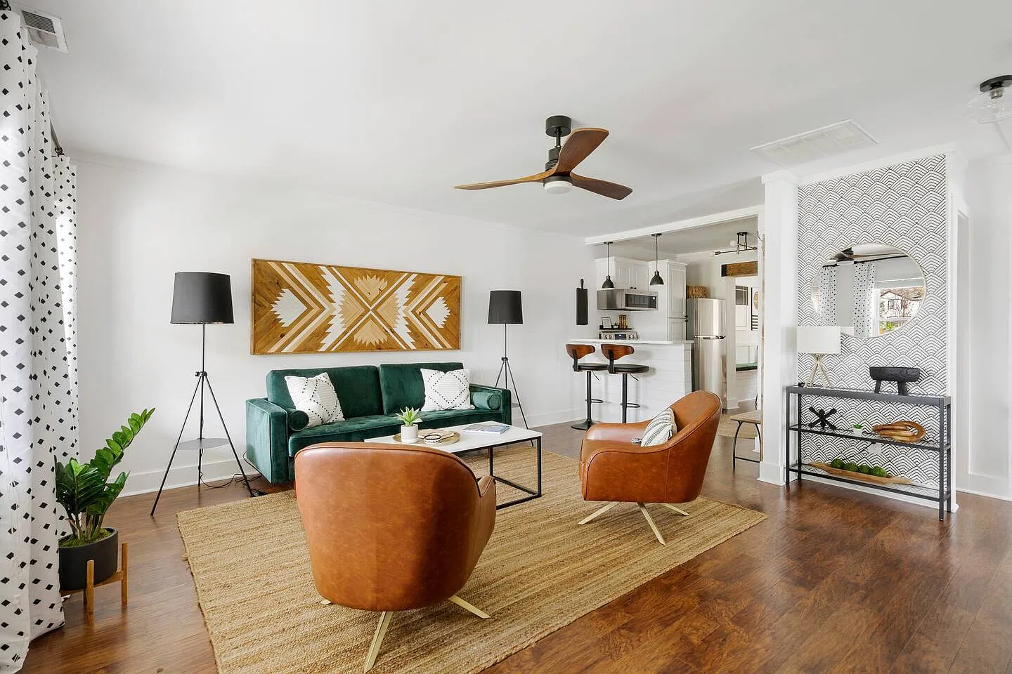 2 bed, 811 sqft, $3,000 — Photo 3