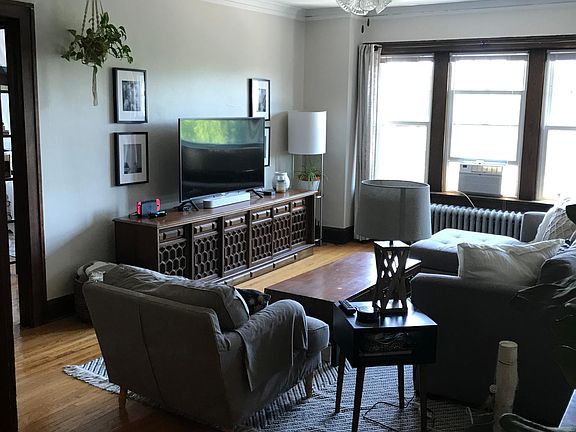 4th image of 3142 Lyndale Ave S APT 31