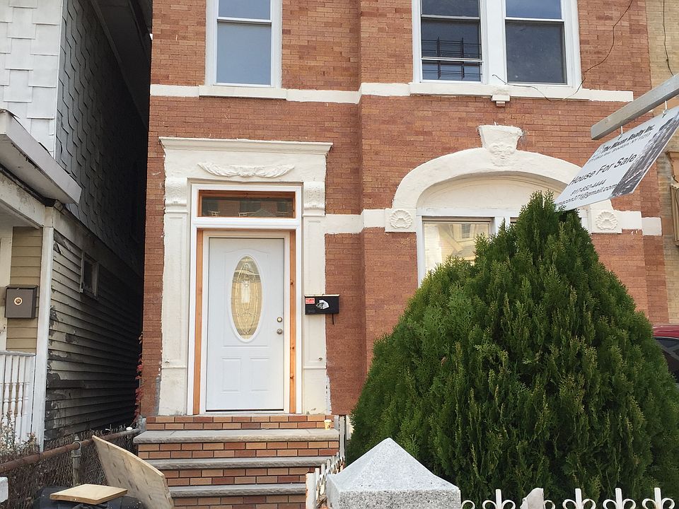 1st image of 346 East 28th Street