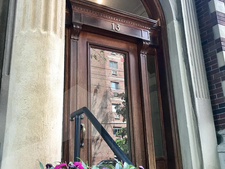 13 Ellery St — Photo 4