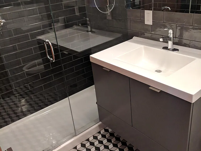 Bath Floating Sink & Shower