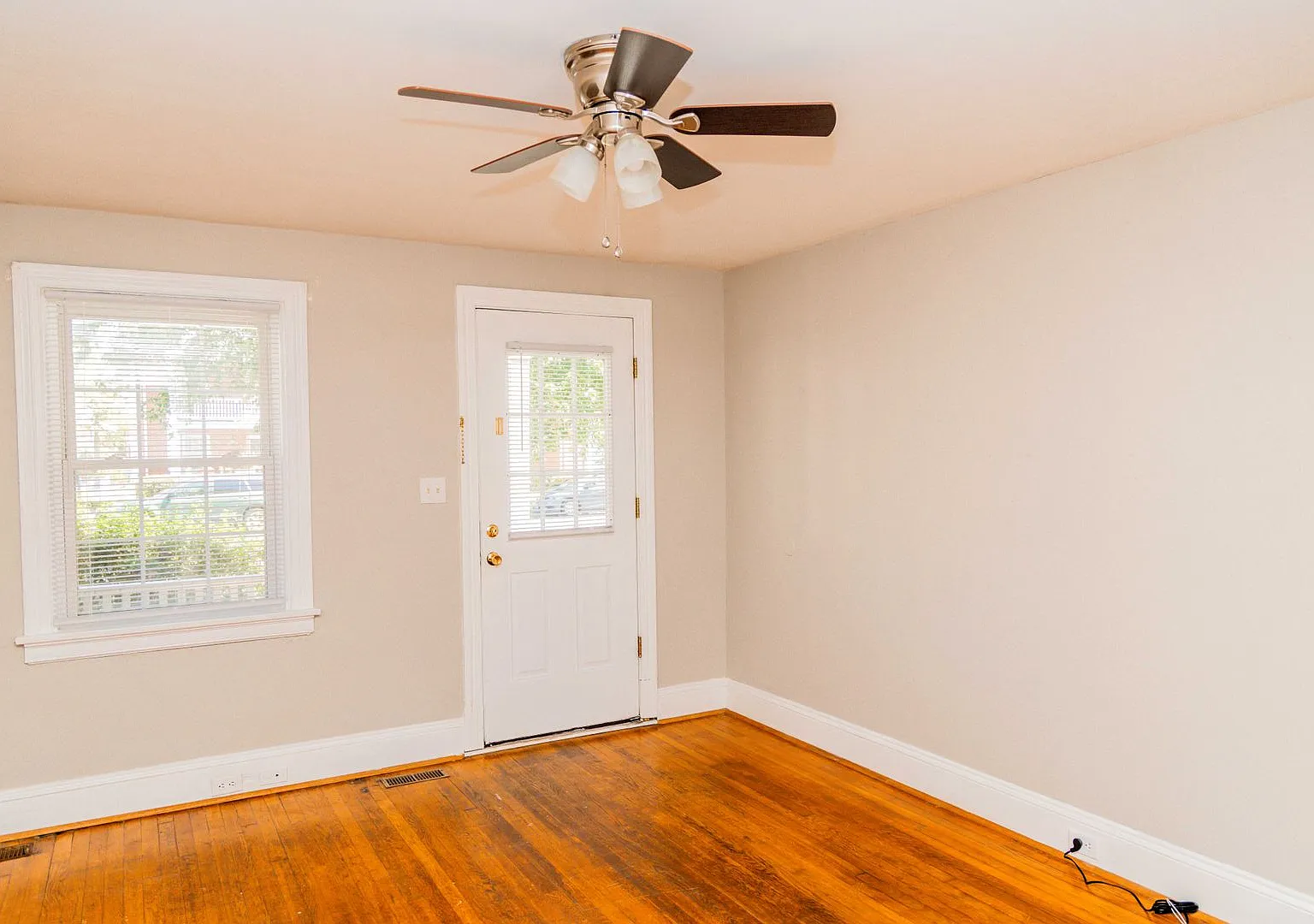 3411 Stuart Ave — Photo 3