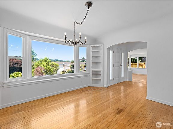 4th image of 380 C Street