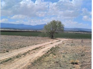 211 Sam Ford Dr, McIntosh, NM 87032