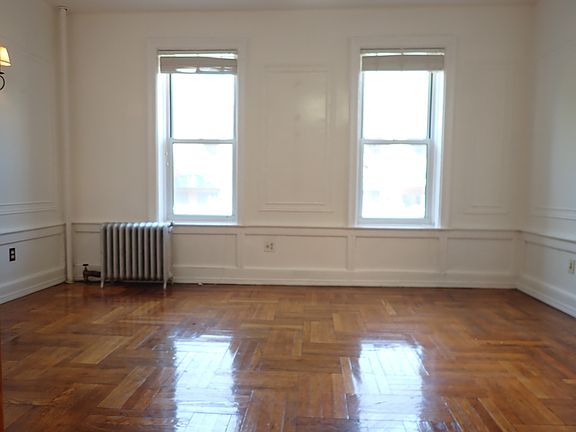 4th image of 1022 Carroll St APT 1F