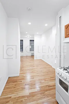 Rented by LC Lemle Real Estate Group | media 28