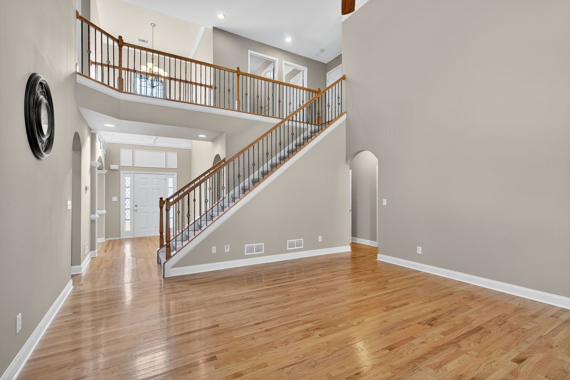 next background image