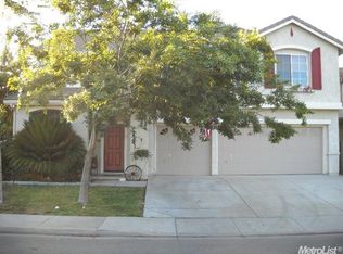 1249 Teal Ct, Patterson, CA
