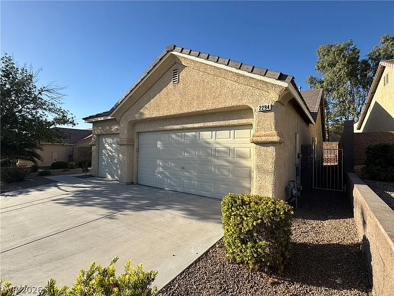 2294 Tedesca Dr — Photo 3