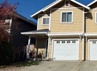 326 15th St, Lakeport, CA 95453