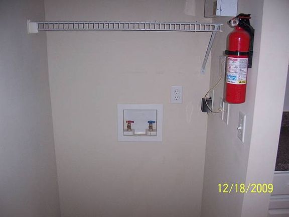 Washer/dryer connections