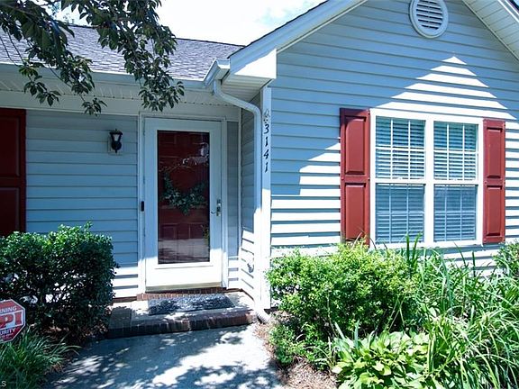 4th image of 3141 Woodpoint St