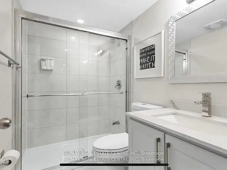15 Chelsea Rd #BASEMENT — Photo 10