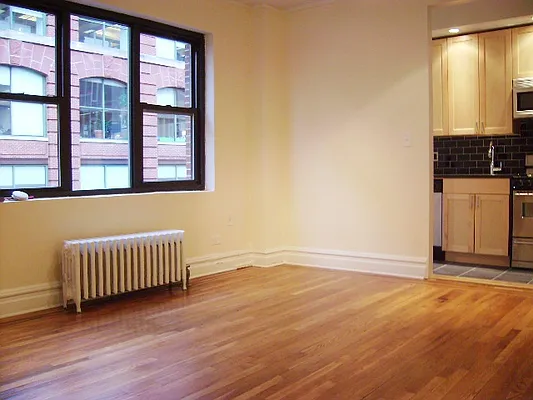 Rented by City Connections Realty | media 27