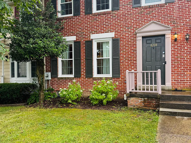 8208 Red Wing Ct — Photo 1
