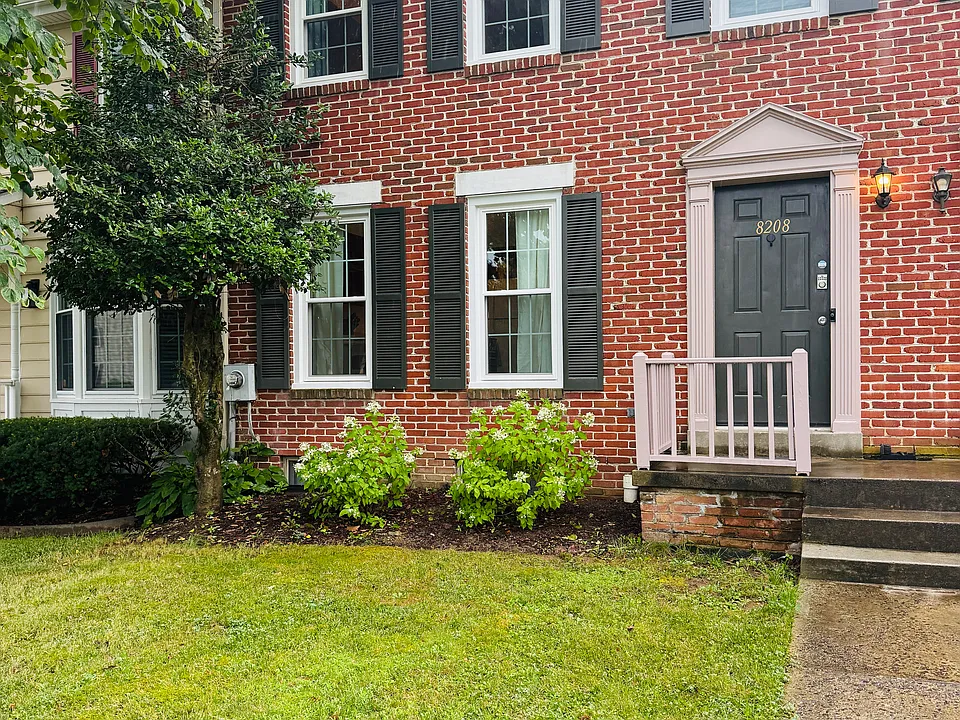 8208 Red Wing Ct