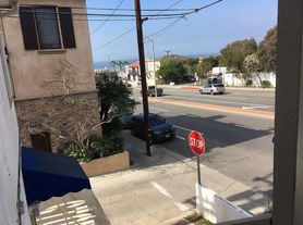 416 Rosecrans Ave, Manhattan Beach, CA