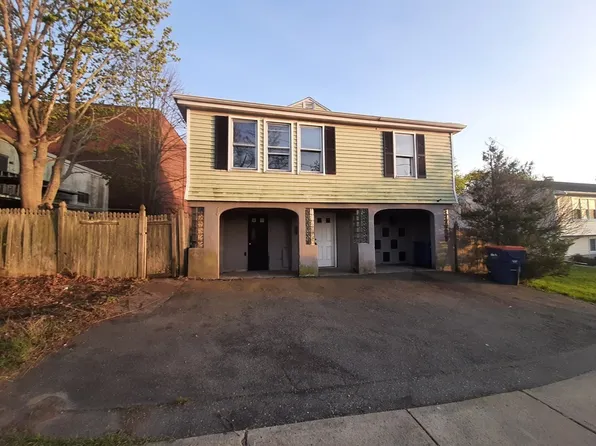 27 Morton St, Fairhaven, MA 02719