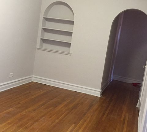 4th image of 2718 Ocean Ave APT F4