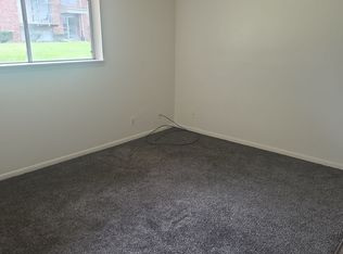 802 Ruth Ann Dr APT 3A, Sedalia, MO 65301
