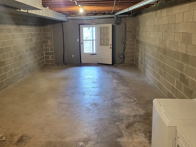 1114 Oakcroft Ln — Photo 27