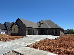 4805 SW Elderwood St, Bentonville, AR 72713