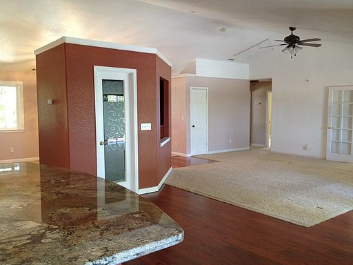 4th image of 1800 Wolverine Ln
