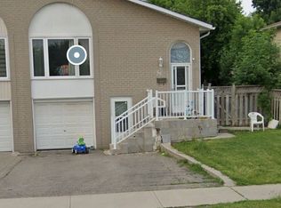 61 Greenbriar Rd, Brampton, ON L6S2A4