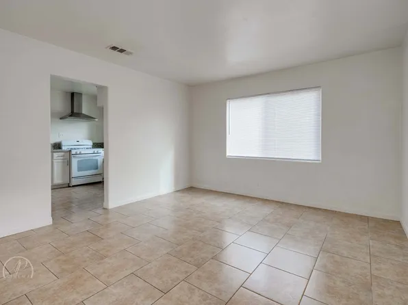 917 K St, Bakersfield, CA 93304