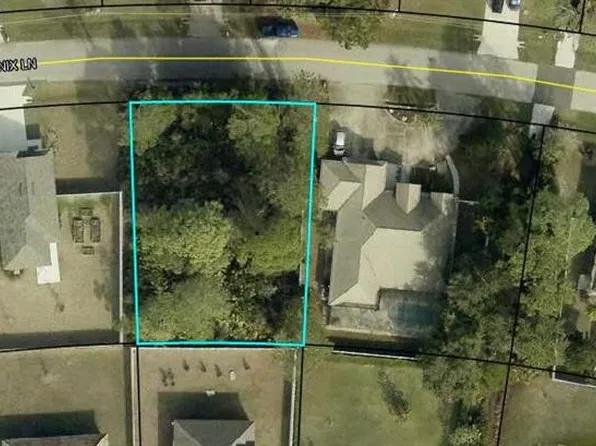 10 Phoenix Ln, Palm Coast, FL 32164