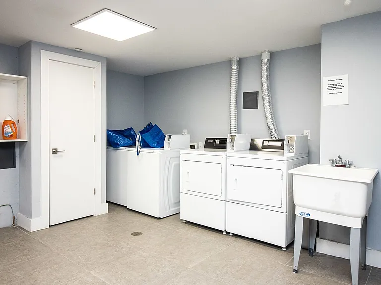 263 Evergreen Ave #3F — Photo 15