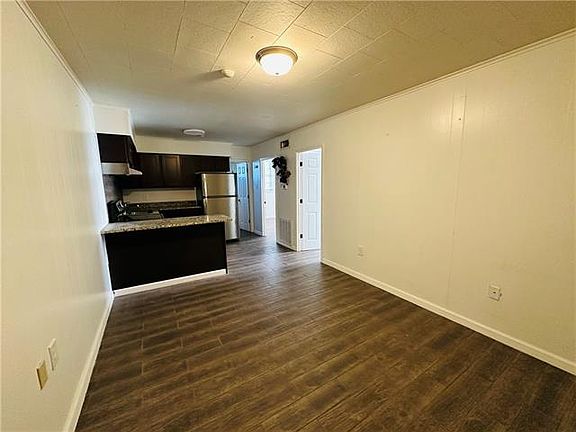 3rd image of 201 Milling Ave APT 204