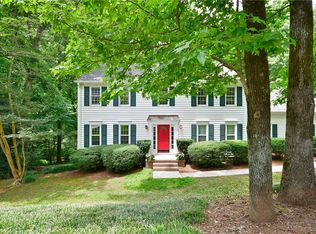 204 Old Forest Rd, Easley, SC 29640