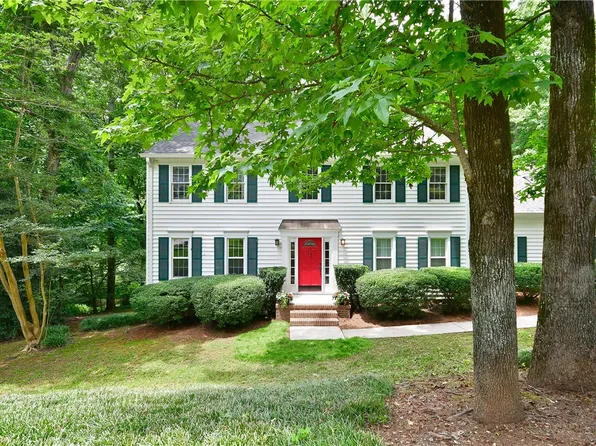 204 Old Forest Rd, Easley, SC 29640