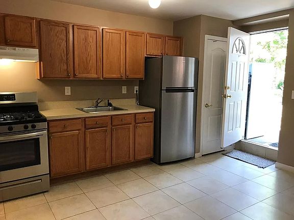 2nd image of 32 Excelsior Ave #1