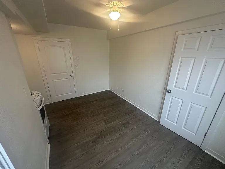 2123 Lauula St #4 — Photo 4