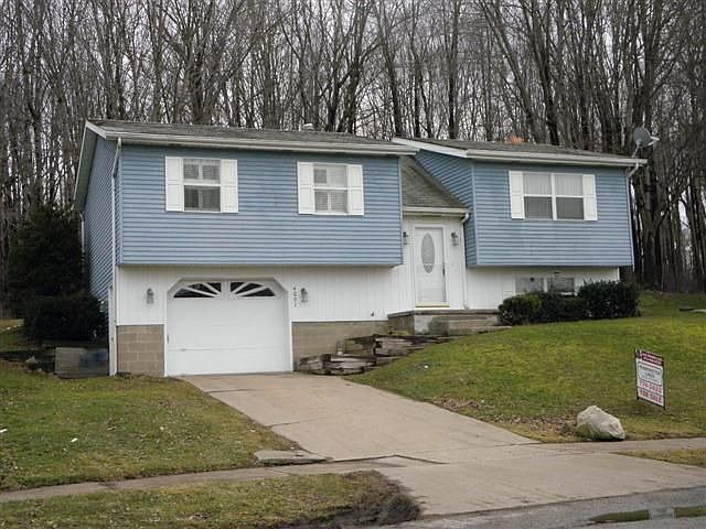 1st image of 4061 Calico Dr