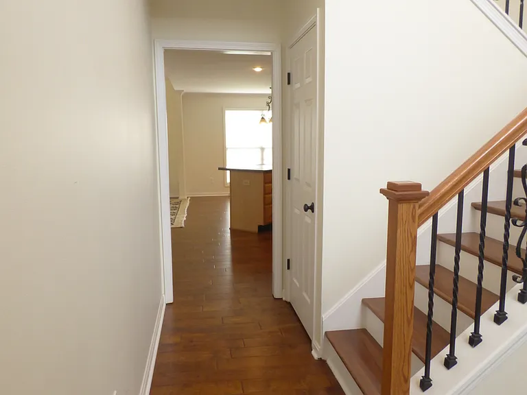 2205 Barrington Ln — Photo 45