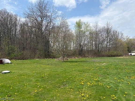 5th image of 14065 Burden Rd NE